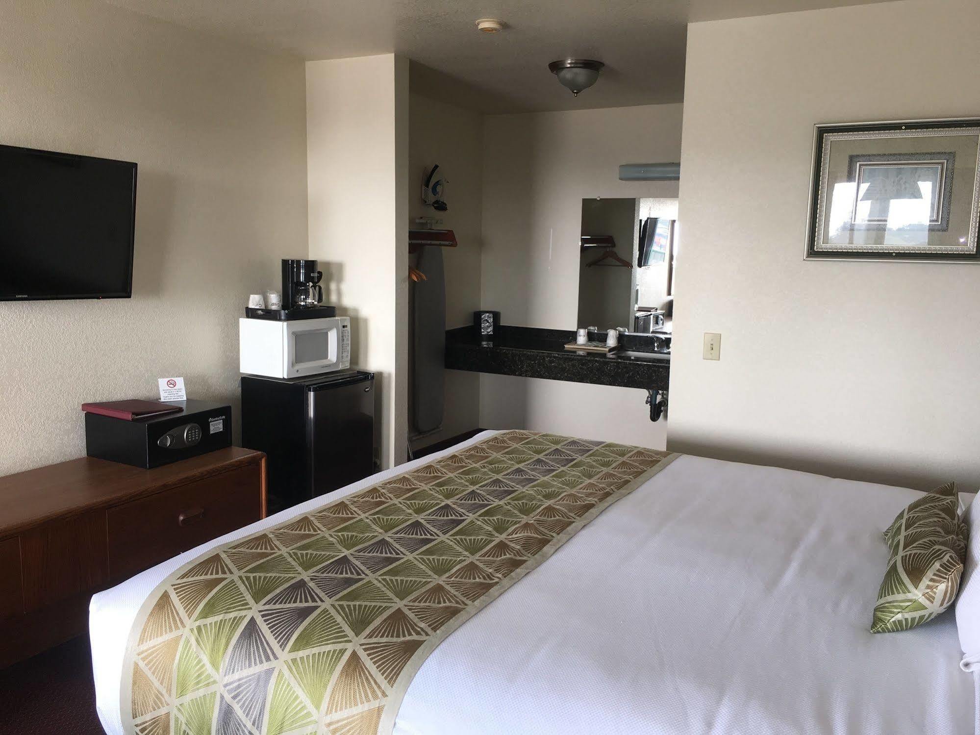 Westward Inn Brookings Εξωτερικό φωτογραφία